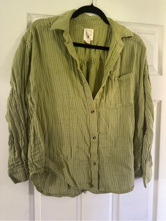 Billabong Tops - Like new olive striped long sleeve billabong button up sz s